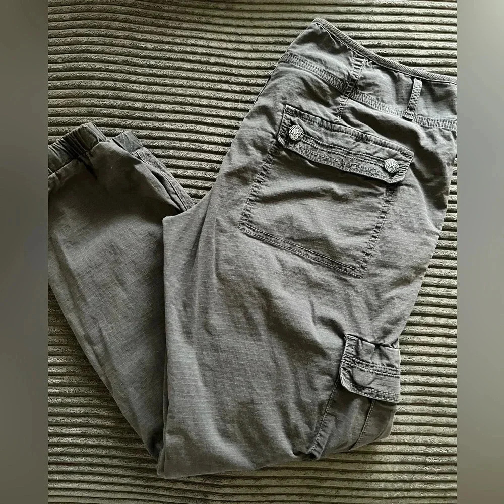 Prana Organic Cotton Cargo Joggers -Size 6 - Picture 6 of 12